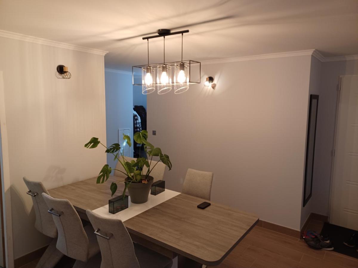 Chambre Privee/Climatisee+Tv /Petit Dejeuner Inclu/Tout Confort Nevers Ngoại thất bức ảnh