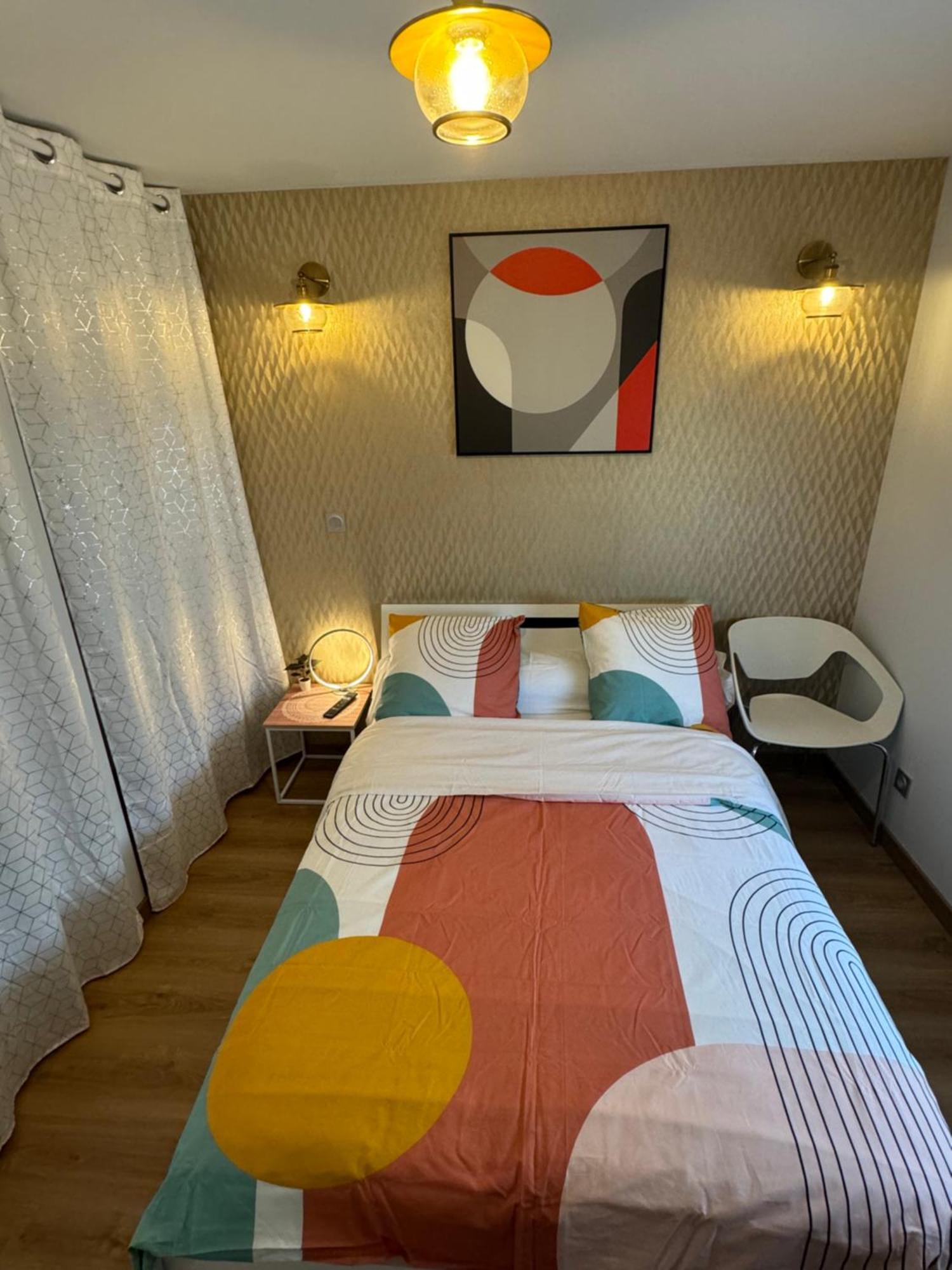 Chambre Privee/Climatisee+Tv /Petit Dejeuner Inclu/Tout Confort Nevers Ngoại thất bức ảnh
